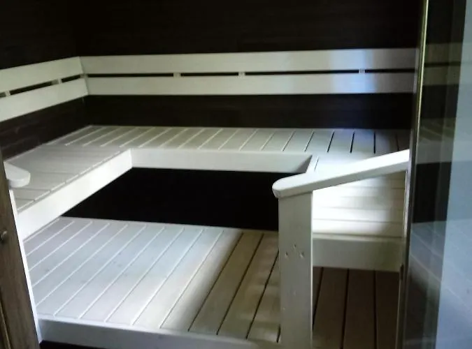 Holiday park Mansikkaniemen 4*